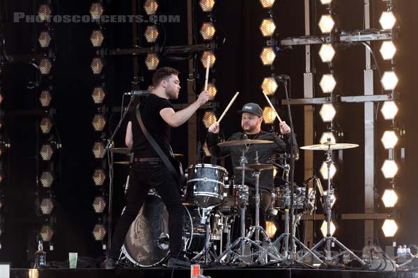 ROYAL BLOOD - 2017-07-09 - BELFORT - Presqu'ile de Malsaucy - Grande Scene - 